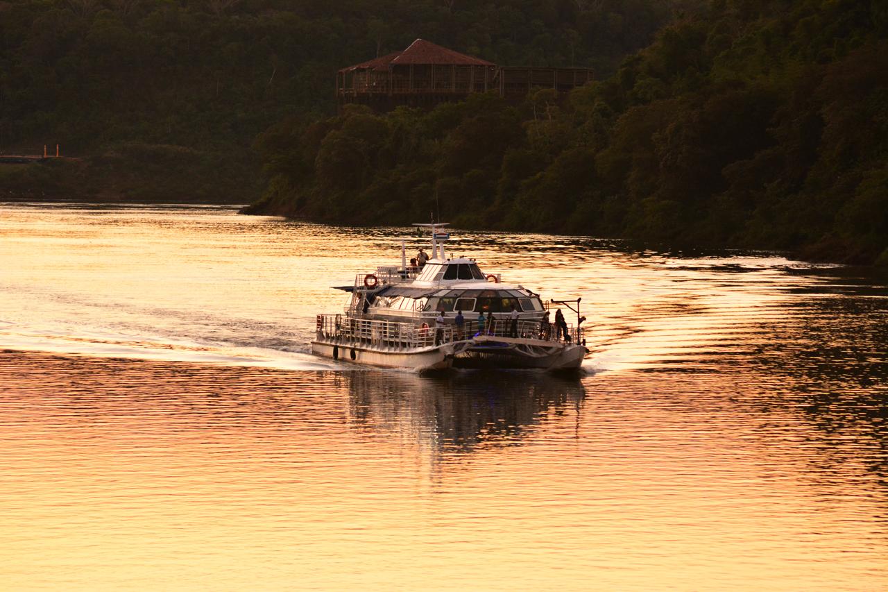 Puesta del Sol - Catamarán Iguazú {activities-custom-search}